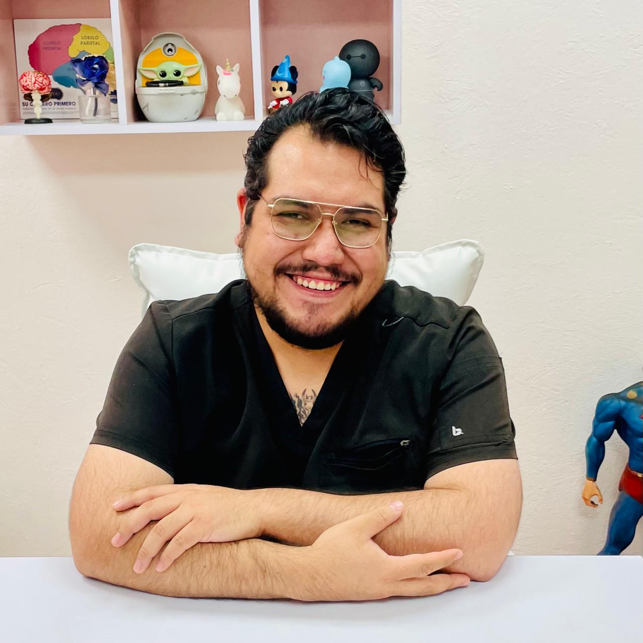 Npsic. Victor Lara, especialista en neuropsicología en Medicina Cognitiva